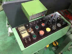 【中古機械】高速プレス/81025/ISIS/1985年製の写真06 【中古機械】高速プレス/81025/ISIS/1985年製の写真06