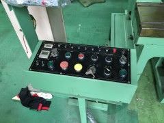 【中古機械】高速プレス/81025/ISIS/1993年製の写真04 【中古機械】高速プレス/81025/ISIS/1993年製の写真04