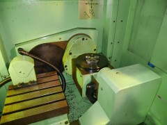 【Sold out】5軸マシニングセンター/MS5B-30/牧野フライス精機/2000年の写真03 【Sold out】5軸マシニングセンター/MS5B-30/牧野フライス精機/2000年の写真03