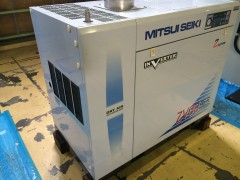 【Sold out】7.5kwコンプレッサ/ZV08AS3-R/三井精機/2007年の写真03 【Sold out】7.5kwコンプレッサ/ZV08AS3-R/三井精機/2007年の写真03