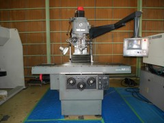 【Sold out】NCフライス/AEV4A-85/牧野フライス/1993年の写真02 【Sold out】NCフライス/AEV4A-85/牧野フライス/1993年の写真02