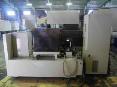 【Sold out】ワイヤー放電加工機/FA-30VM/三菱電機/2005年式の写真05 【Sold out】ワイヤー放電加工機/FA-30VM/三菱電機/2005年式の写真05