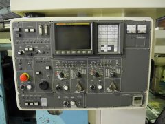 【中古機械】2スピンドル2サドルCNC旋盤/中村留/TW-8MM/2004の写真03 【中古機械】2スピンドル2サドルCNC旋盤/中村留/TW-8MM/2004の写真03