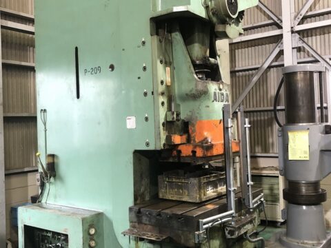 【中古機械案内】150tプレス/アイダ/PC-15/1970年の写真02 【中古機械案内】150tプレス/アイダ/PC-15/1970年の写真02