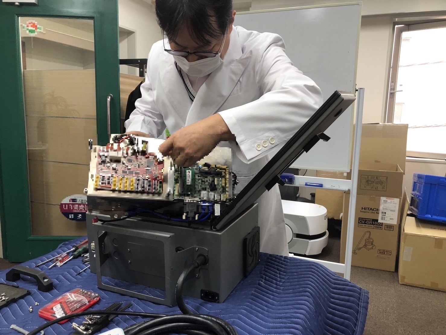 ロボット修理】電圧不良で戻ってきた協働ロボットを無償点検・整備しま